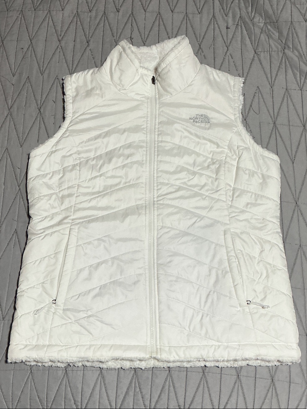 The North Face White Women's Insulated Sherpa-Lined Vest